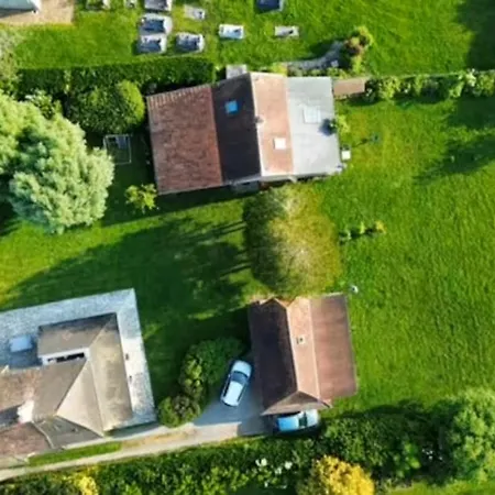 Maisons Capucine Et Rose *