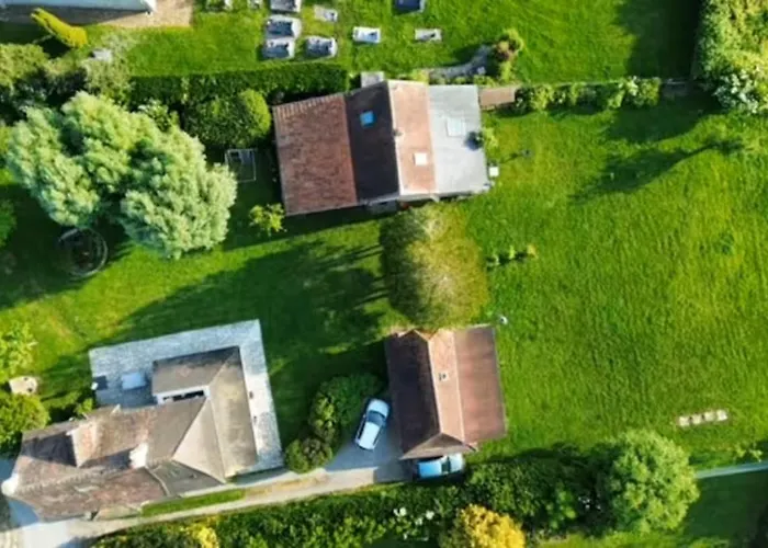 Maisons Capucine Et Rose *